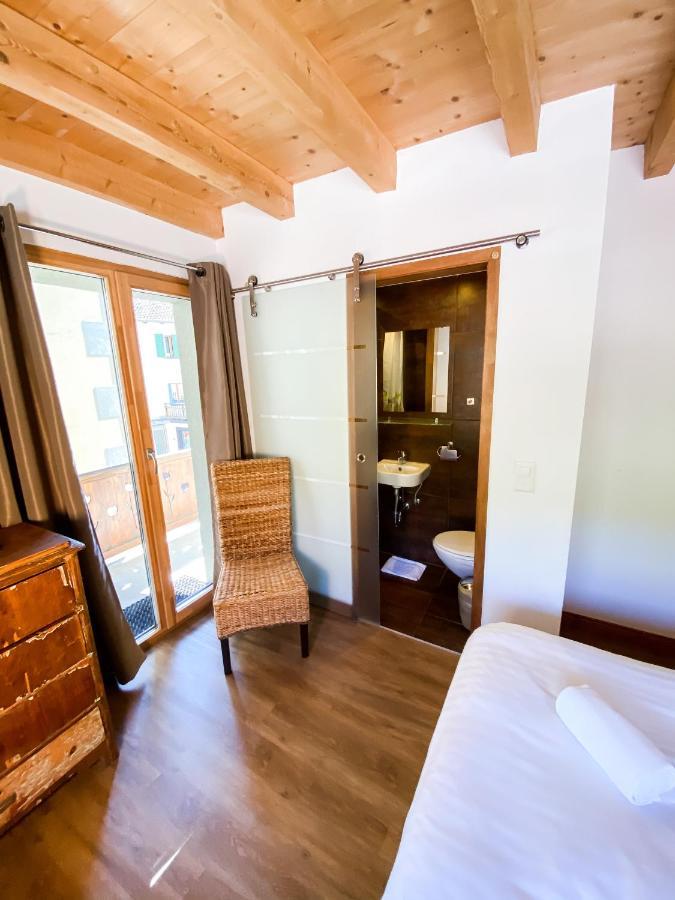 La Baraka Hostel Bagnes Exteriér fotografie